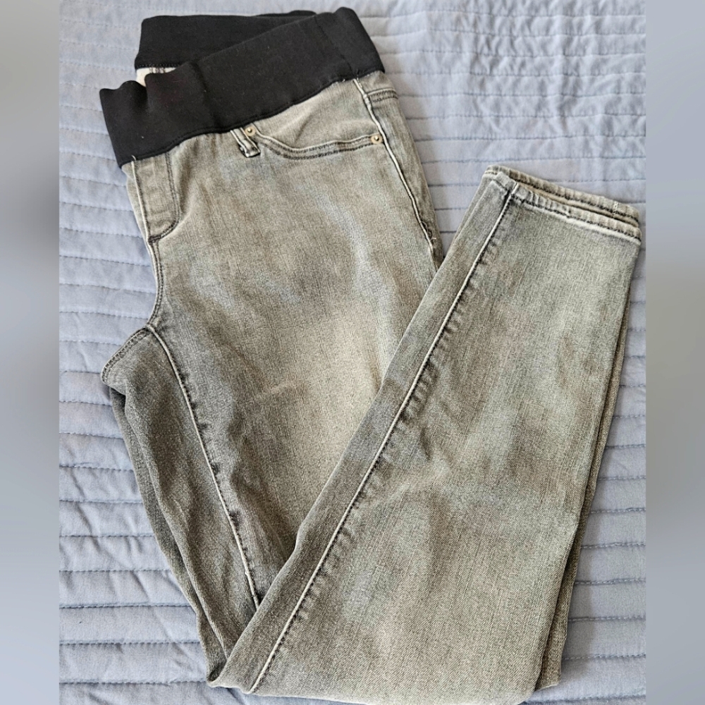 Gap Maternity Jeans